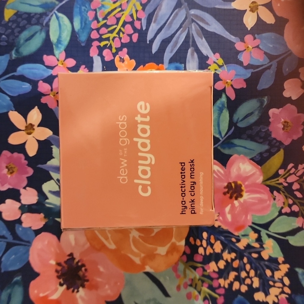 DEW OF THE GODS - Claydate, Healing Face Mask.